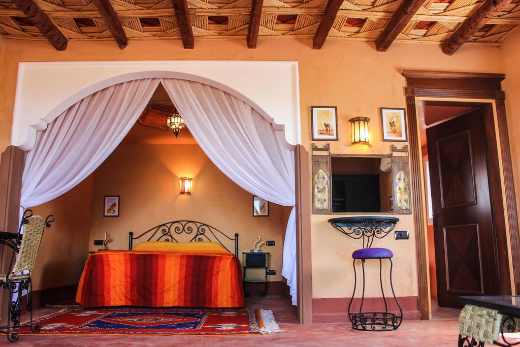 Dar Amoudou Hotel Varzazate Kültér fotó